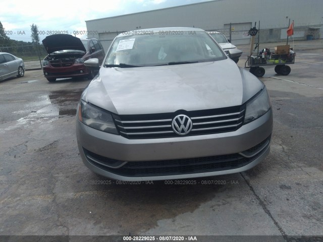 Photo 5 VIN: 1VWBH7A30CC048133 - VOLKSWAGEN PASSAT 