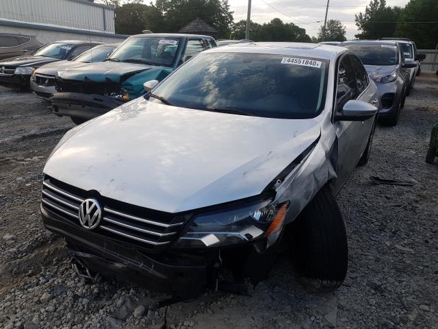 Photo 1 VIN: 1VWBH7A30CC049718 - VOLKSWAGEN PASSAT 