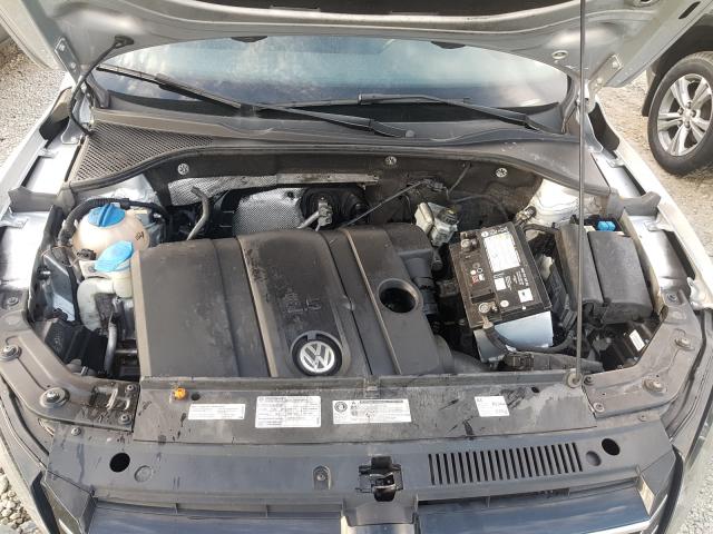 Photo 6 VIN: 1VWBH7A30CC049718 - VOLKSWAGEN PASSAT 