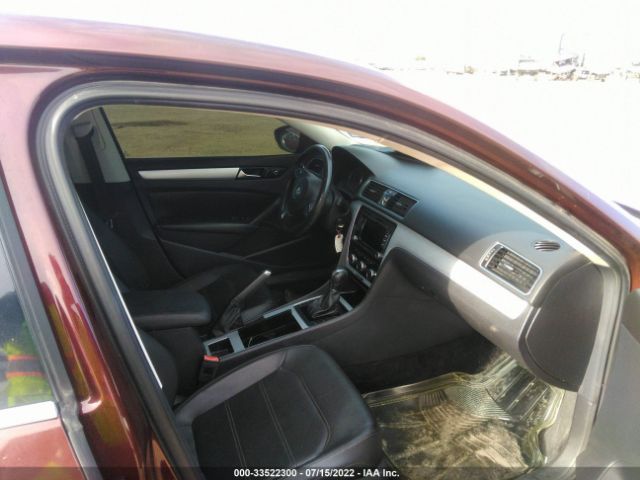 Photo 4 VIN: 1VWBH7A30CC069922 - VOLKSWAGEN PASSAT 