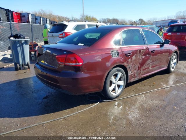 Photo 3 VIN: 1VWBH7A30CC079186 - VOLKSWAGEN PASSAT 