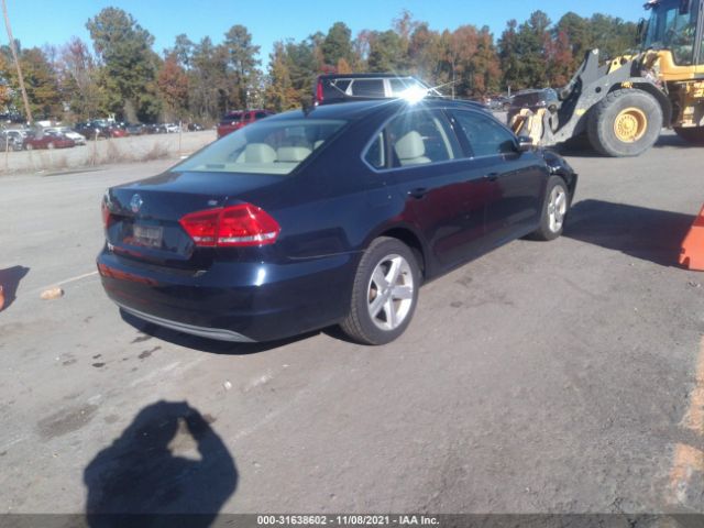 Photo 3 VIN: 1VWBH7A30CC080385 - VOLKSWAGEN PASSAT 