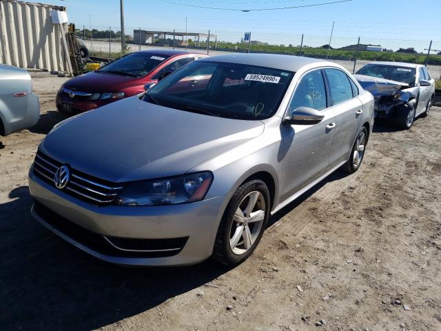 Photo 1 VIN: 1VWBH7A30CC081083 - VOLKSWAGEN PASSAT 