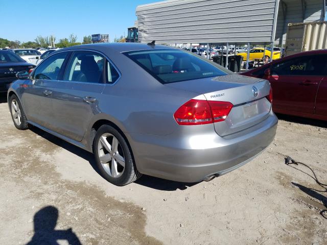 Photo 2 VIN: 1VWBH7A30CC081083 - VOLKSWAGEN PASSAT 