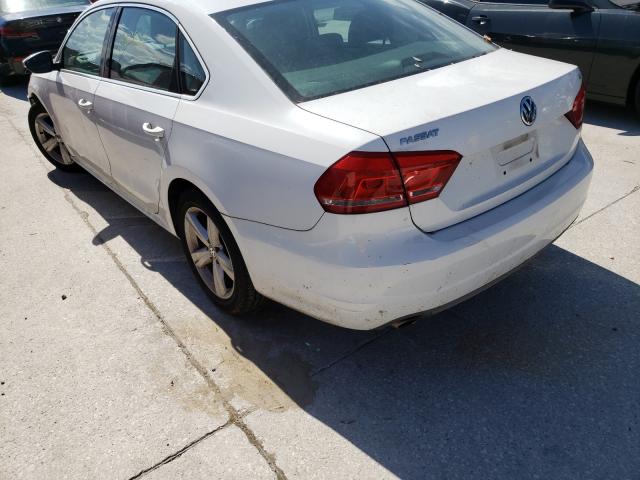 Photo 2 VIN: 1VWBH7A30CC086803 - VOLKSWAGEN PASSAT 