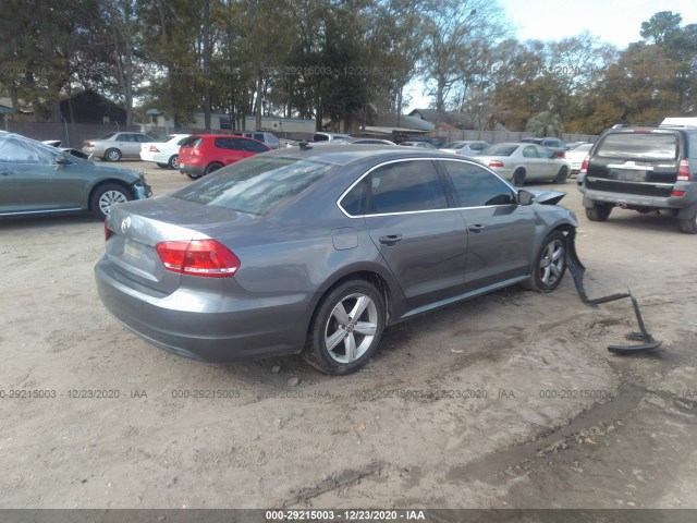 Photo 3 VIN: 1VWBH7A30CC109299 - VOLKSWAGEN PASSAT 