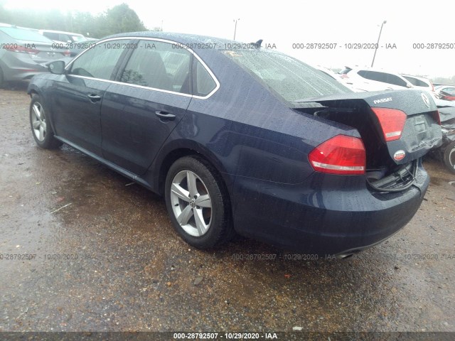 Photo 2 VIN: 1VWBH7A31CC049405 - VOLKSWAGEN PASSAT 