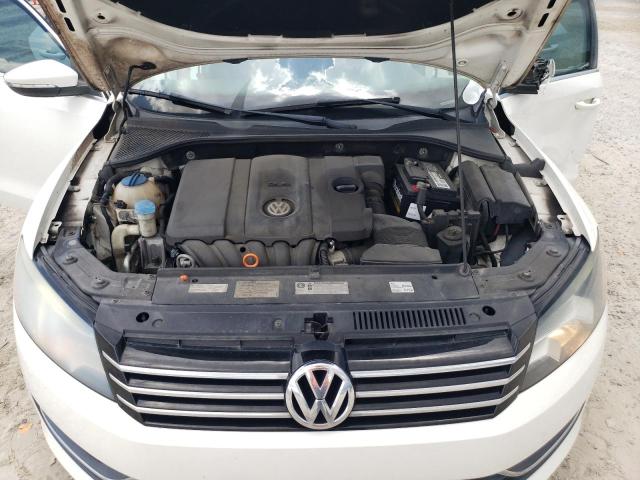 Photo 10 VIN: 1VWBH7A31CC063305 - VOLKSWAGEN PASSAT 