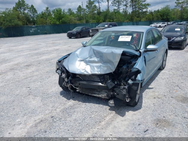 Photo 1 VIN: 1VWBH7A31CC101325 - VOLKSWAGEN PASSAT 