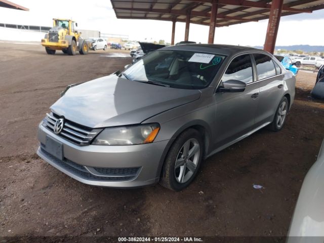 Photo 1 VIN: 1VWBH7A31DC009651 - VOLKSWAGEN PASSAT 