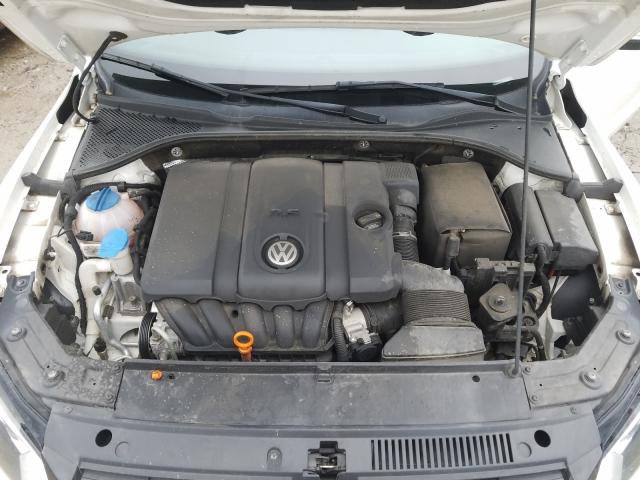 Photo 6 VIN: 1VWBH7A31DC026434 - VOLKSWAGEN PASSAT 