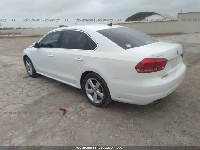 Photo 2 VIN: 1VWBH7A31DC042116 - VOLKSWAGEN PASSAT 