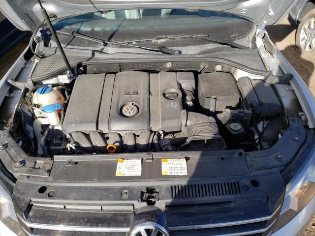 Photo 10 VIN: 1VWBH7A31DC130714 - VOLKSWAGEN PASSAT 