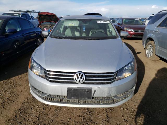 Photo 4 VIN: 1VWBH7A31DC130714 - VOLKSWAGEN PASSAT 