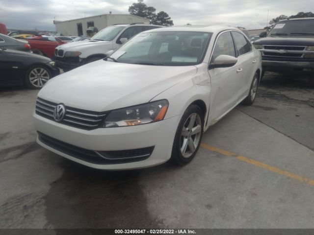 Photo 1 VIN: 1VWBH7A32CC032340 - VOLKSWAGEN PASSAT 