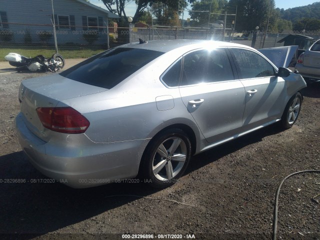 Photo 3 VIN: 1VWBH7A32CC097107 - VOLKSWAGEN PASSAT 