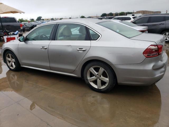 Photo 1 VIN: 1VWBH7A33CC031102 - VOLKSWAGEN PASSAT 