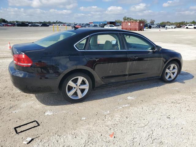 Photo 2 VIN: 1VWBH7A33CC057392 - VOLKSWAGEN PASSAT SE 