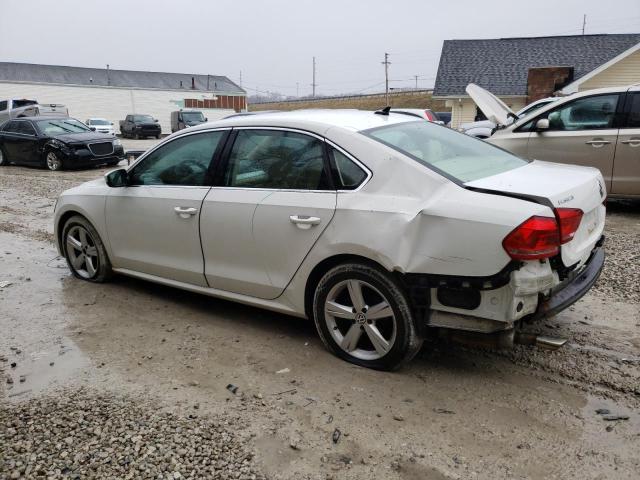 Photo 1 VIN: 1VWBH7A33CC076542 - VOLKSWAGEN PASSAT 