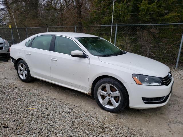 Photo 3 VIN: 1VWBH7A33CC076542 - VOLKSWAGEN PASSAT 