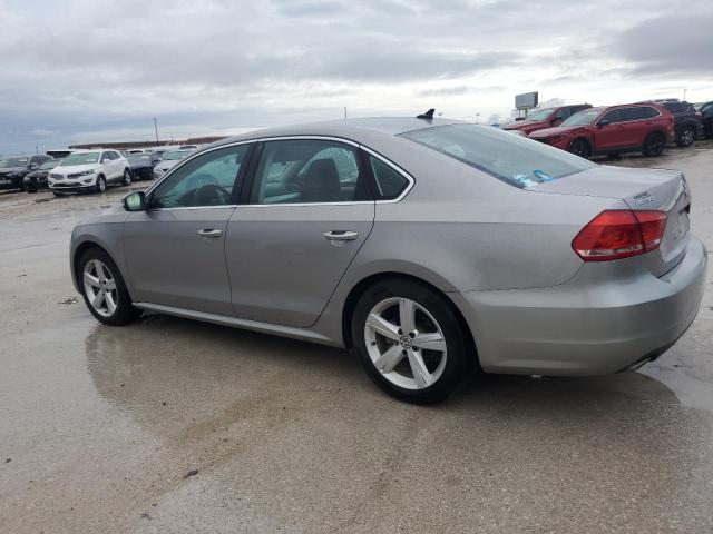 Photo 1 VIN: 1VWBH7A33DC032204 - VOLKSWAGEN PASSAT 