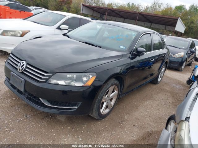 Photo 1 VIN: 1VWBH7A33DC087252 - VOLKSWAGEN PASSAT 