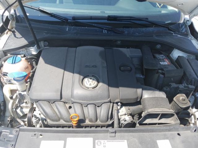 Photo 6 VIN: 1VWBH7A33DC123828 - VOLKSWAGEN PASSAT 