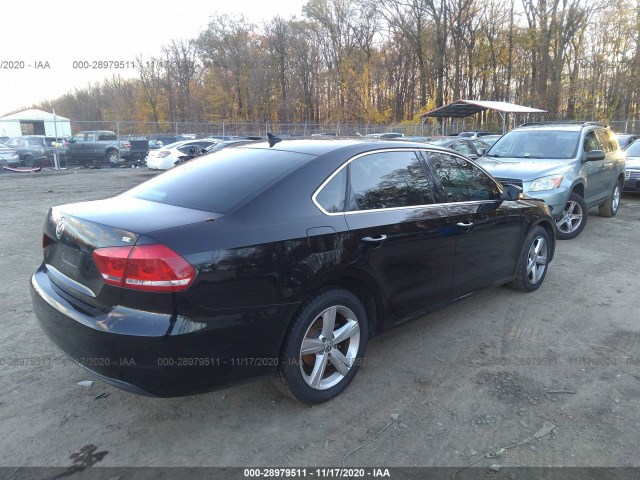 Photo 3 VIN: 1VWBH7A33DC135414 - VOLKSWAGEN PASSAT 