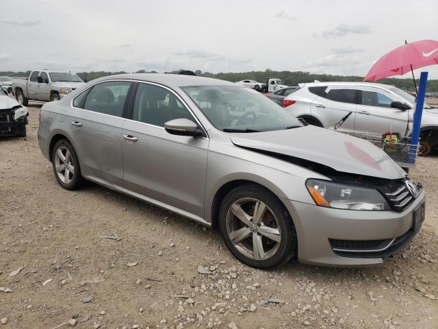 Photo 3 VIN: 1VWBH7A34CC054596 - VOLKSWAGEN PASSAT SE 