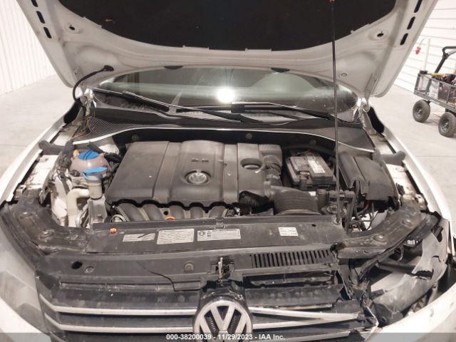 Photo 9 VIN: 1VWBH7A34CC076243 - VOLKSWAGEN PASSAT 