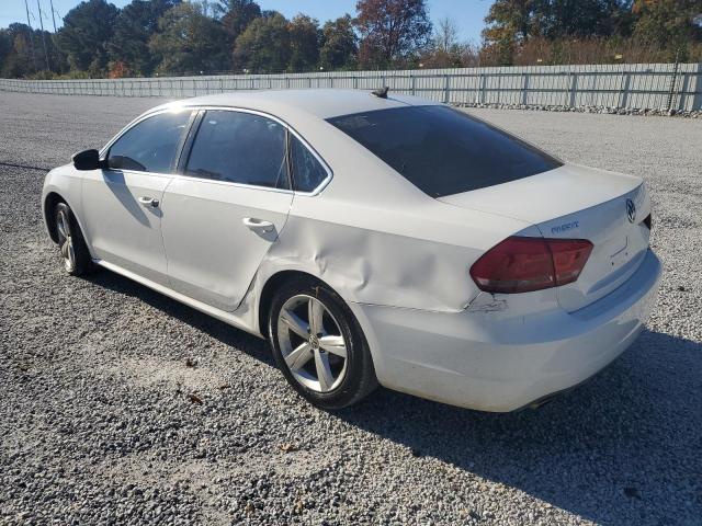 Photo 1 VIN: 1VWBH7A34DC128469 - VOLKSWAGEN PASSAT 