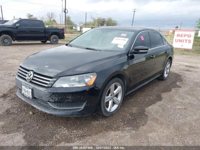 Photo 1 VIN: 1VWBH7A34DC131579 - VOLKSWAGEN PASSAT 