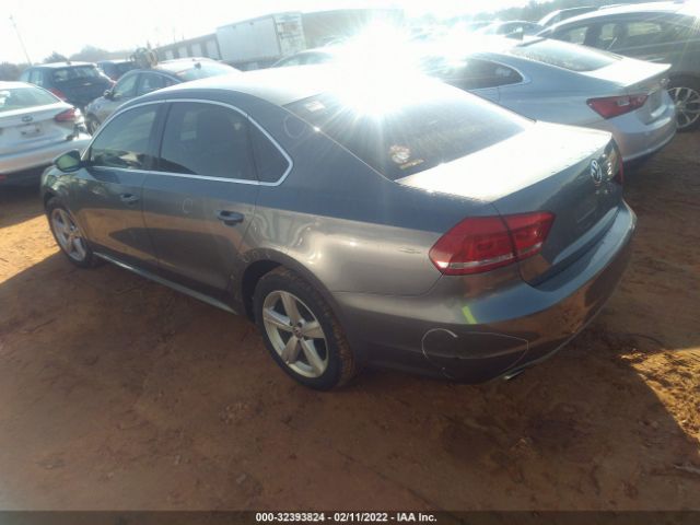 Photo 2 VIN: 1VWBH7A35CC011045 - VOLKSWAGEN PASSAT 