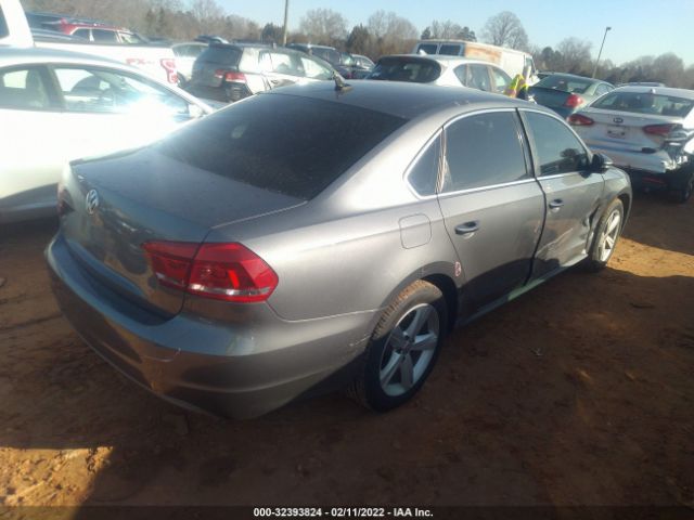 Photo 3 VIN: 1VWBH7A35CC011045 - VOLKSWAGEN PASSAT 