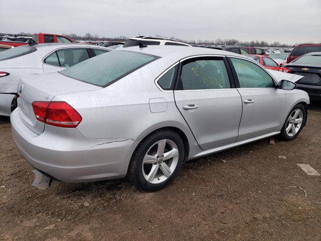 Photo 2 VIN: 1VWBH7A35CC096517 - VOLKSWAGEN PASSAT 