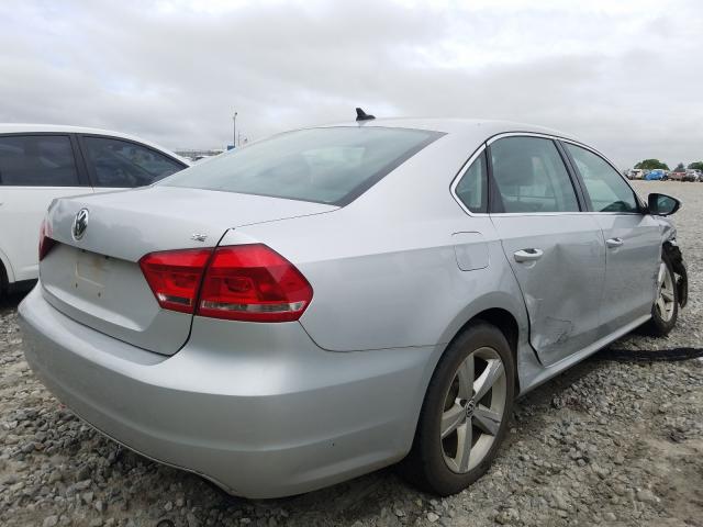 Photo 3 VIN: 1VWBH7A35CC097277 - VOLKSWAGEN PASSAT 