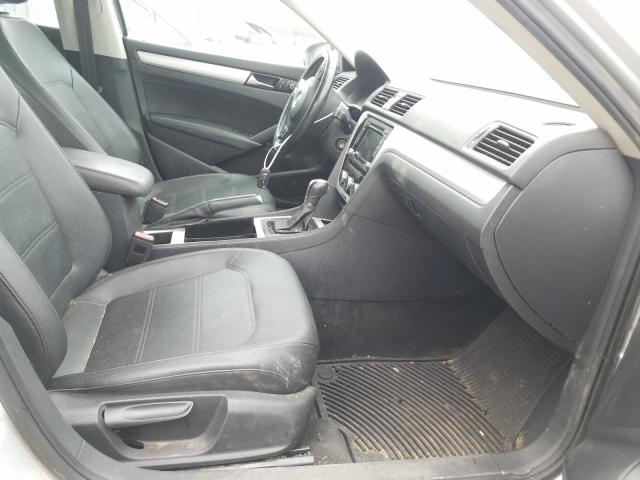 Photo 4 VIN: 1VWBH7A35CC097277 - VOLKSWAGEN PASSAT 