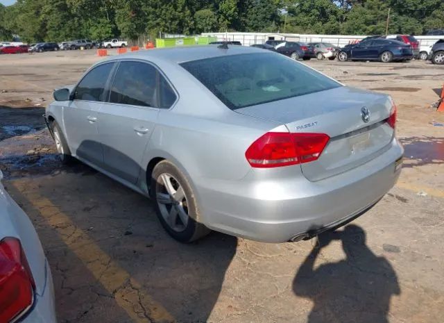 Photo 2 VIN: 1VWBH7A35DC042037 - VOLKSWAGEN PASSAT 