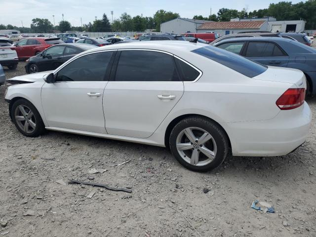 Photo 1 VIN: 1VWBH7A36CC052400 - VOLKSWAGEN PASSAT 