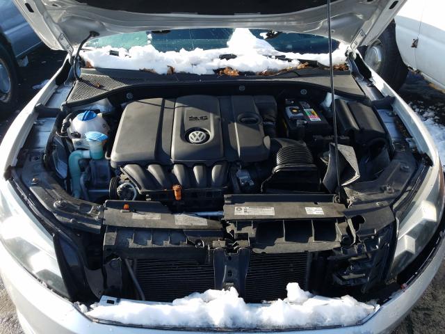 Photo 6 VIN: 1VWBH7A36CC059704 - VOLKSWAGEN PASSAT 