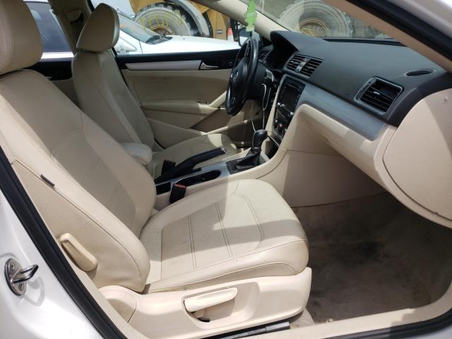 Photo 4 VIN: 1VWBH7A36DC048719 - VOLKSWAGEN PASSAT 