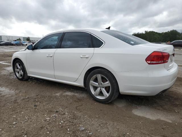 Photo 1 VIN: 1VWBH7A37CC013122 - VOLKSWAGEN PASSAT 