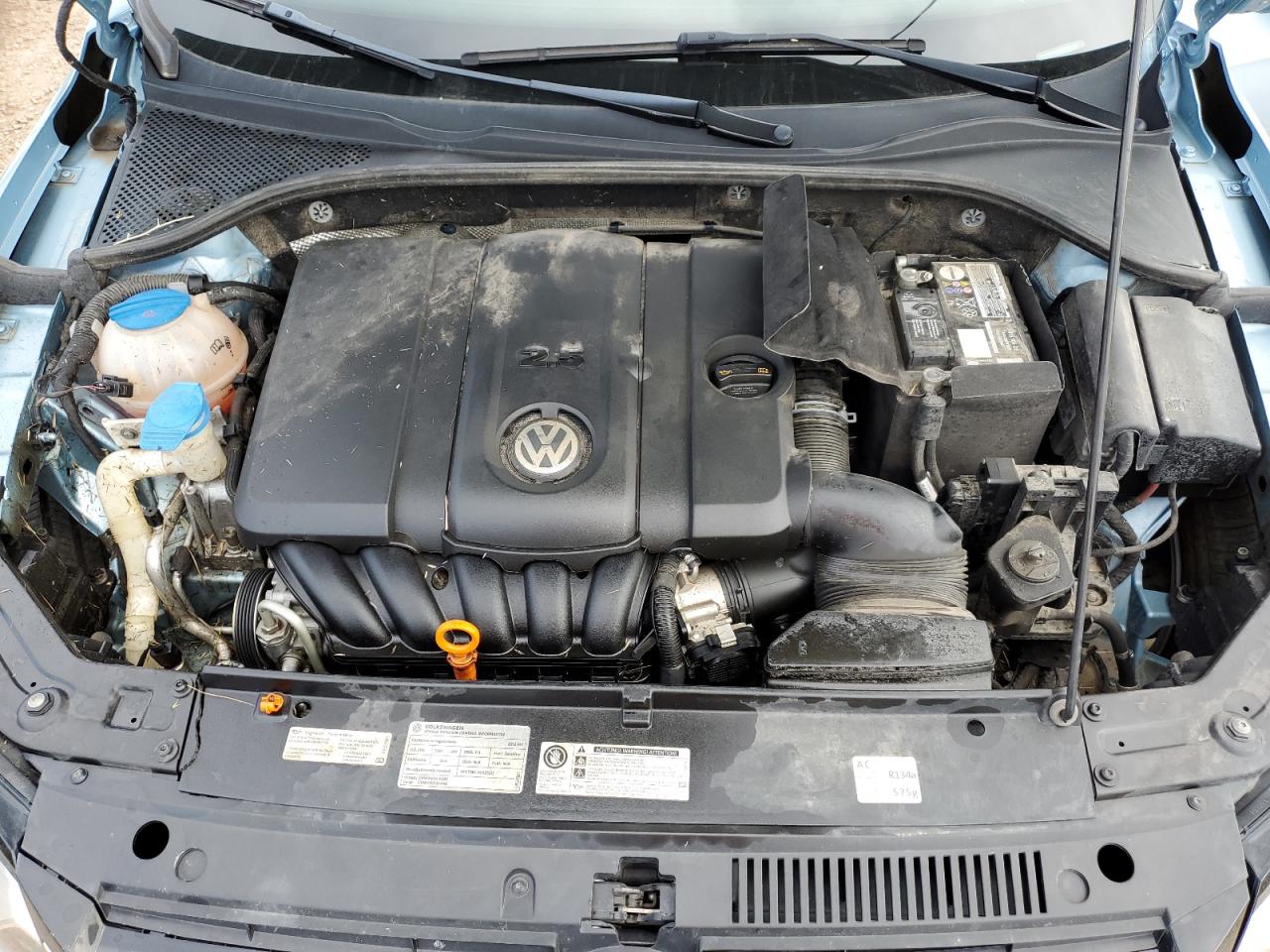 Photo 6 VIN: 1VWBH7A37CC057623 - VOLKSWAGEN PASSAT 