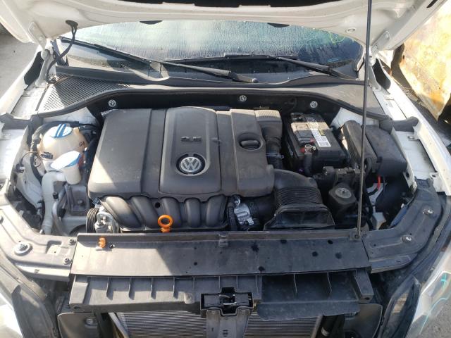 Photo 6 VIN: 1VWBH7A37CC064667 - VOLKSWAGEN PASSAT 