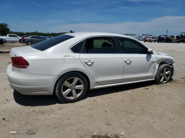 Photo 2 VIN: 1VWBH7A37DC005068 - VOLKSWAGEN PASSAT 