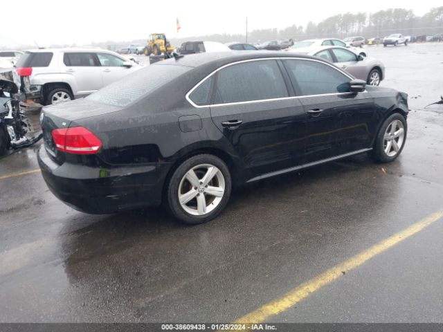 Photo 3 VIN: 1VWBH7A37DC022162 - VOLKSWAGEN PASSAT 