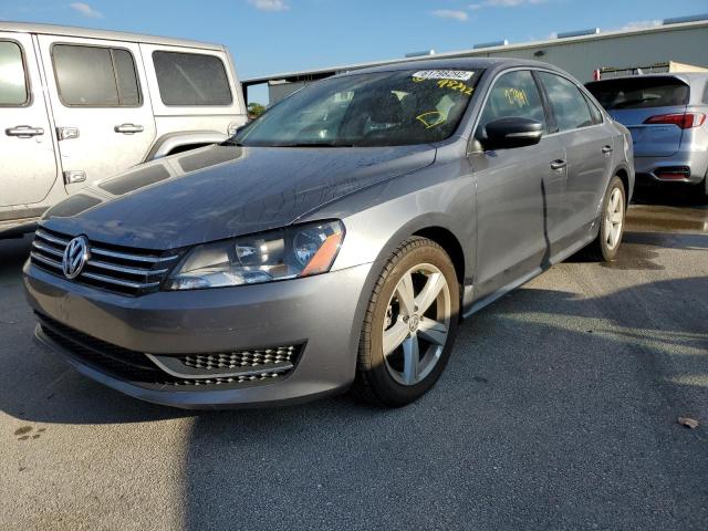 Photo 1 VIN: 1VWBH7A37DC122519 - VOLKSWAGEN PASSAT 