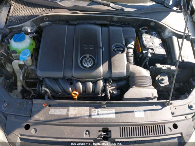 Photo 9 VIN: 1VWBH7A38CC029412 - VOLKSWAGEN PASSAT 