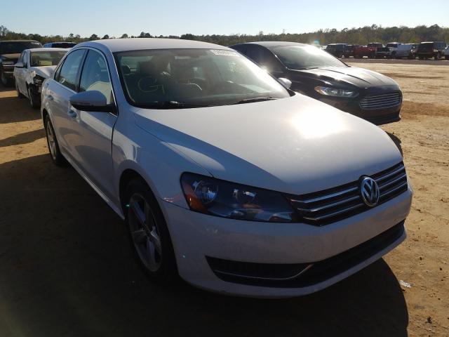 Photo 0 VIN: 1VWBH7A38CC030513 - VOLKSWAGEN PASSAT 