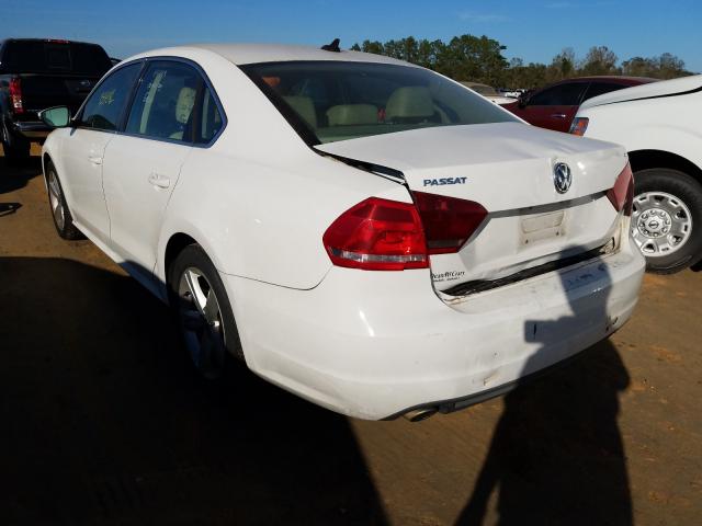 Photo 2 VIN: 1VWBH7A38CC030513 - VOLKSWAGEN PASSAT 